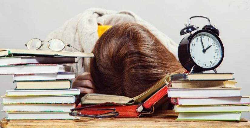 Ders Çalışma ve Ödev Yaptırma Krizleriyle Başa Çıkmak