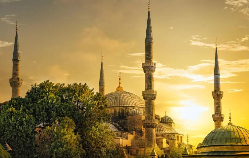 Rüyada Camiye Girmek