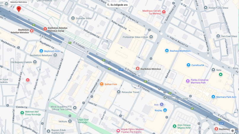 Beylikdüzü metrobüs durağı